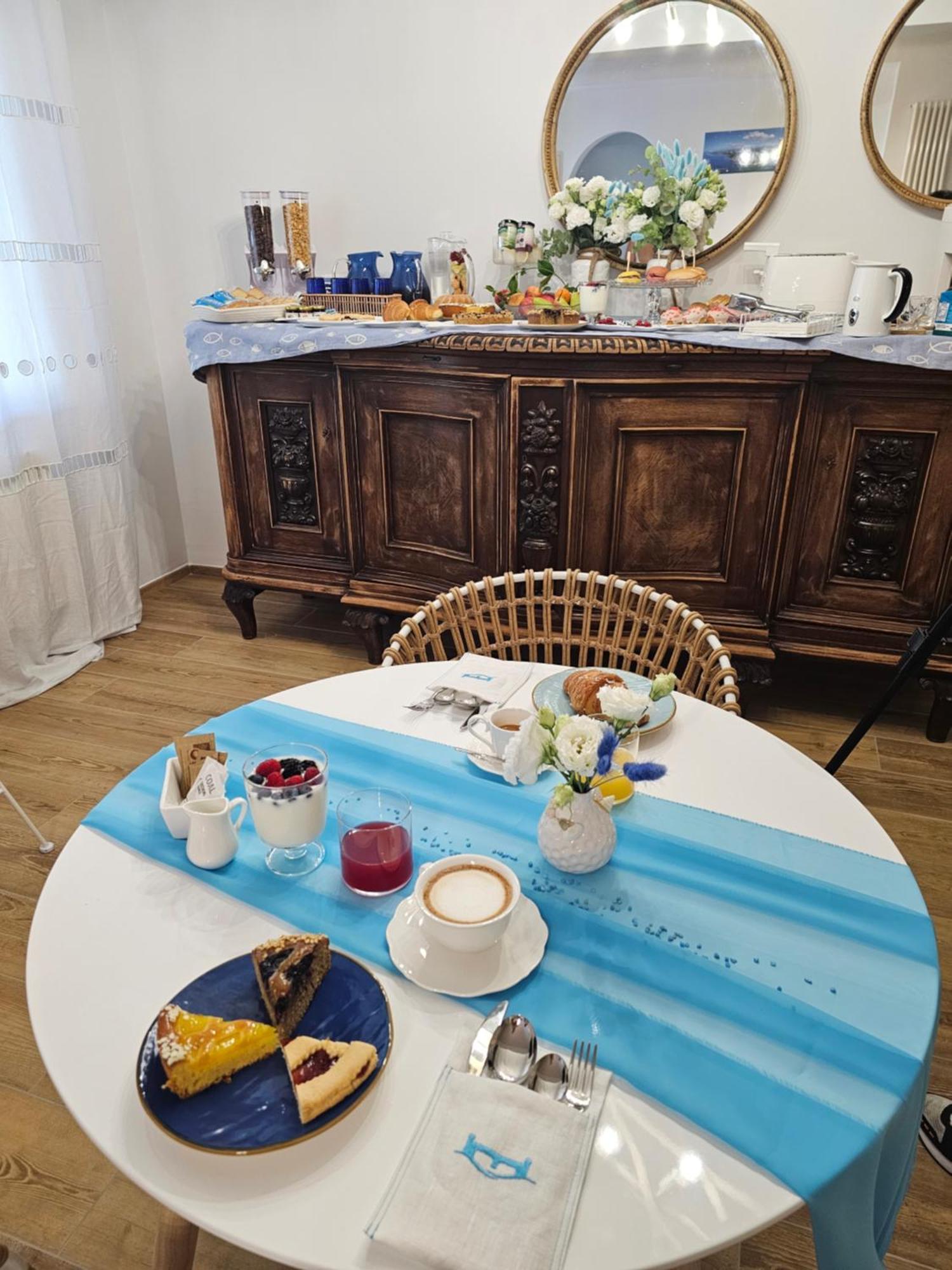 Voglia D'Amare Bed & Breakfast Нумана Екстериор снимка